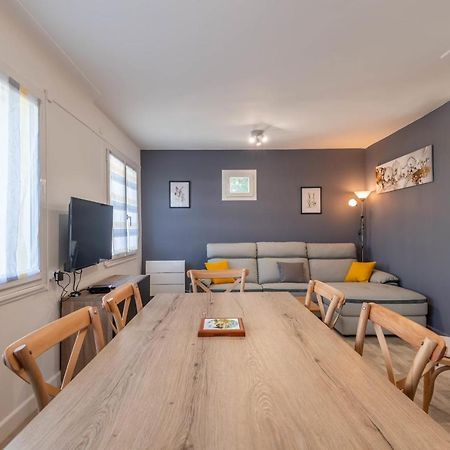 آنسي Ideally Located Furnished Townhouse With 3 Bedrooms Parking & Garden المظهر الخارجي الصورة